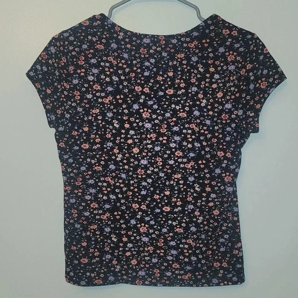 Vans Women's Black Floral Scoop Neck Tee - Picture 8 of 8